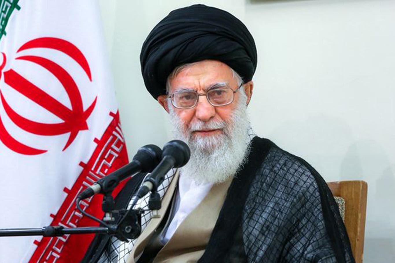 ئایەتولڵا خامنەئی: پرسی فەڵەستین قەد لە بیر ناکرێت ئایەتولڵا خامنەئی: پرسی فەڵەستین قەد لە بیر ناکرێت